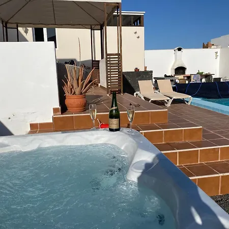 Mo Villa Playa Blanca (Lanzarote)